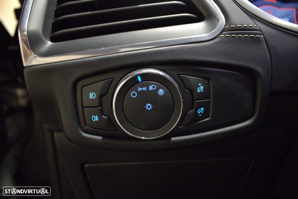 Ford S-Max 2.0 TDCi Vignale - 39