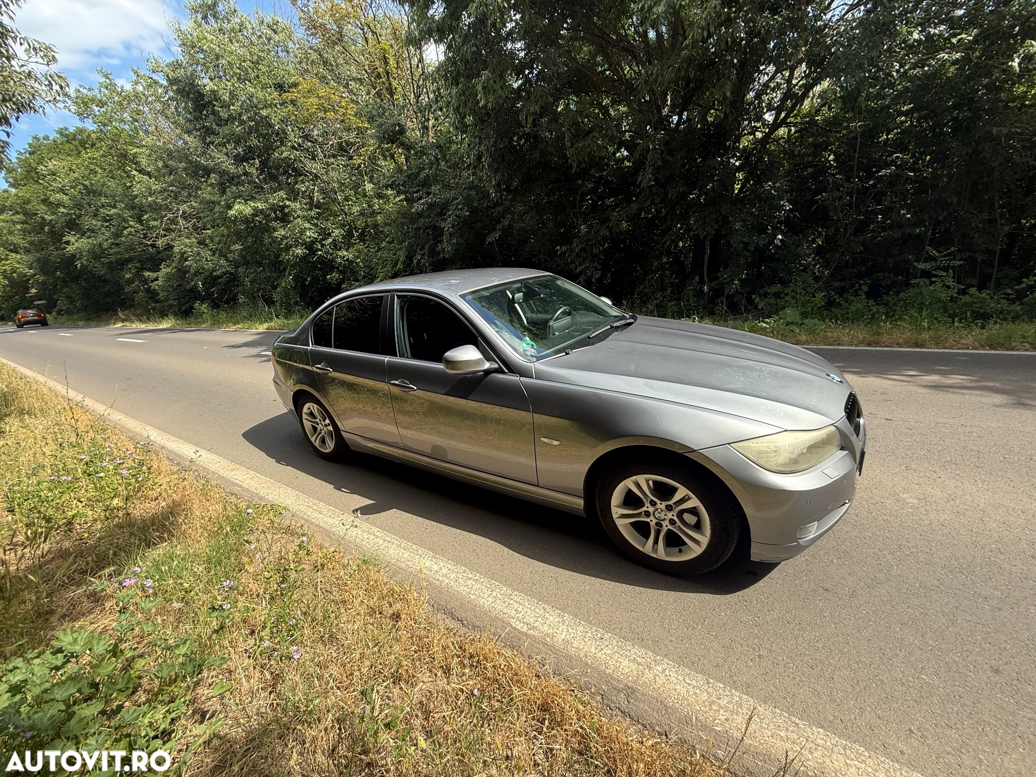 BMW Seria 3 318d - 2