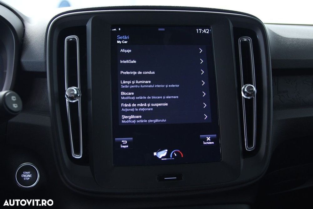 Volvo XC 40 - 18