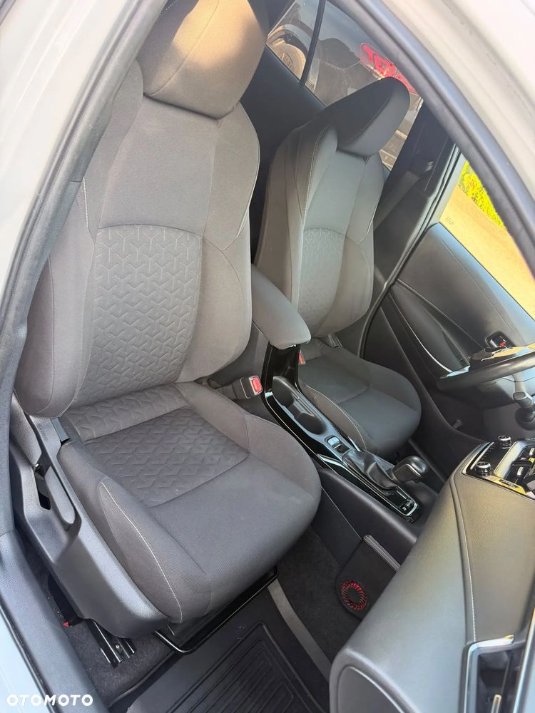 Toyota Corolla 1.8 Comfort - 17