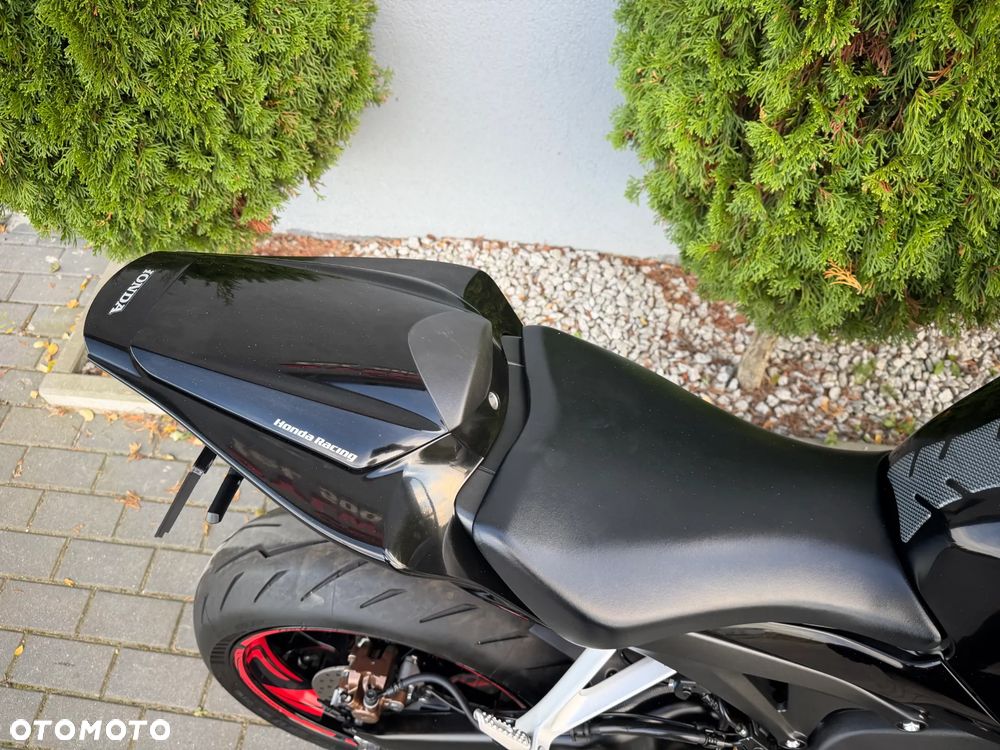 Honda CBR - 29