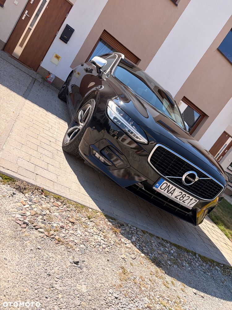 Volvo V90 D3 R-Design - 2