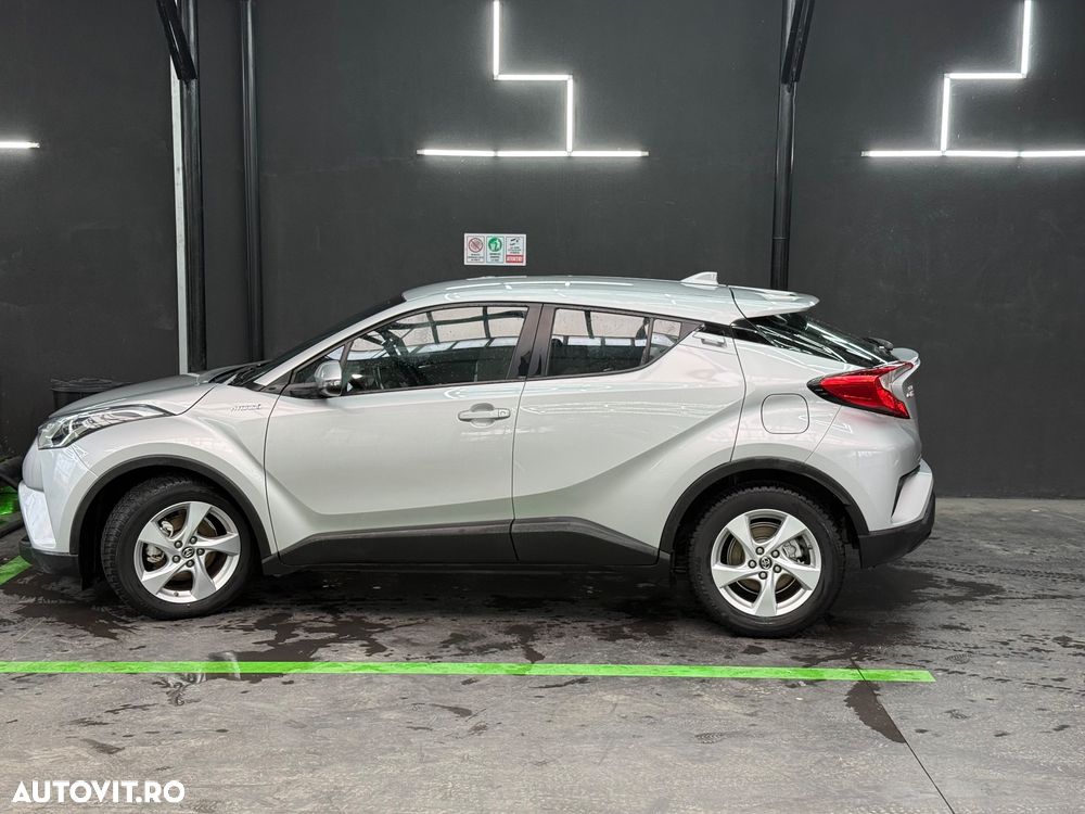 Toyota C-HR - 3