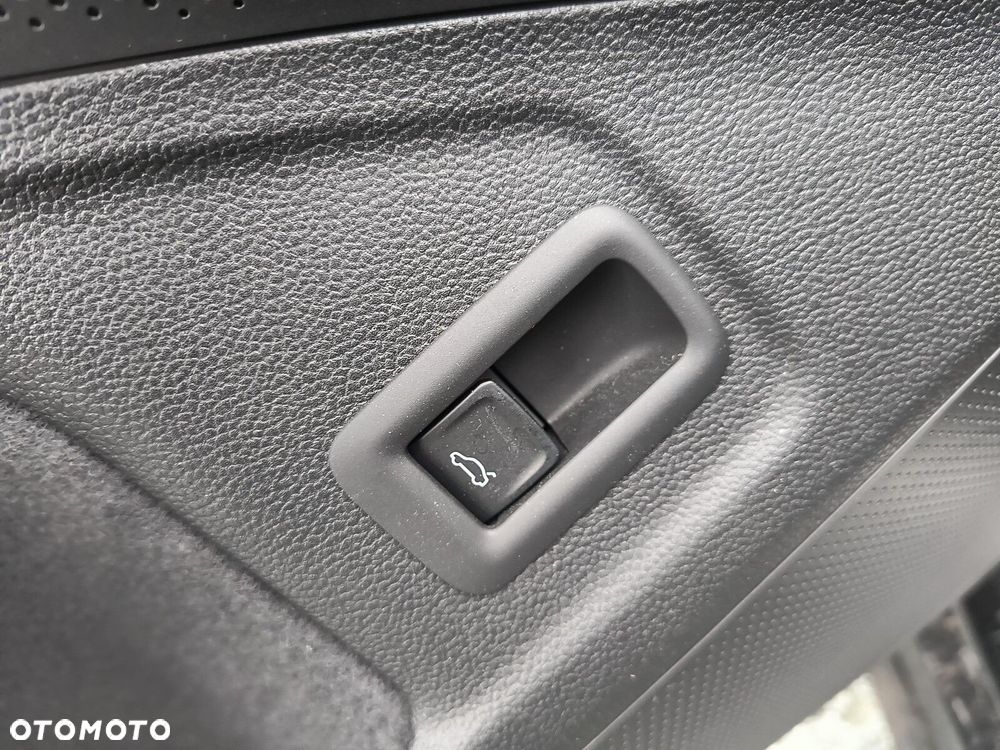 Skoda Superb 2.0 TSI Sportline DSG - 25