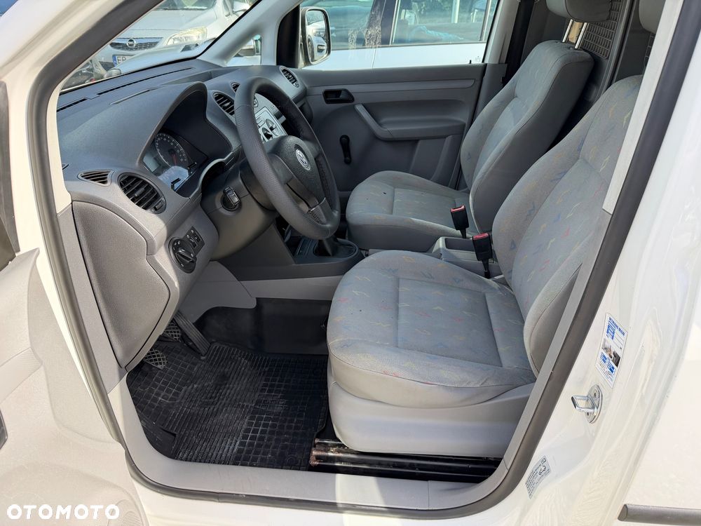 Volkswagen Caddy - 19