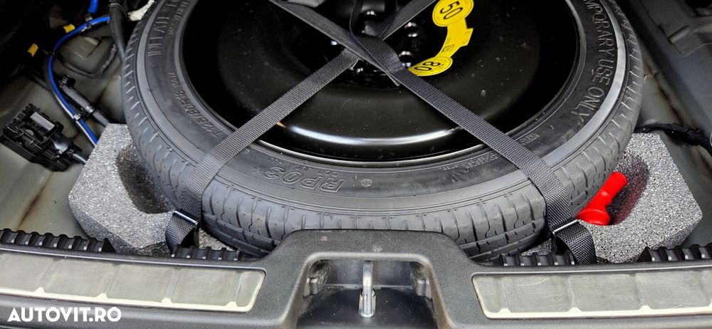 Volvo XC 60 B4 MHEV AT8 AWD Inscription - 13