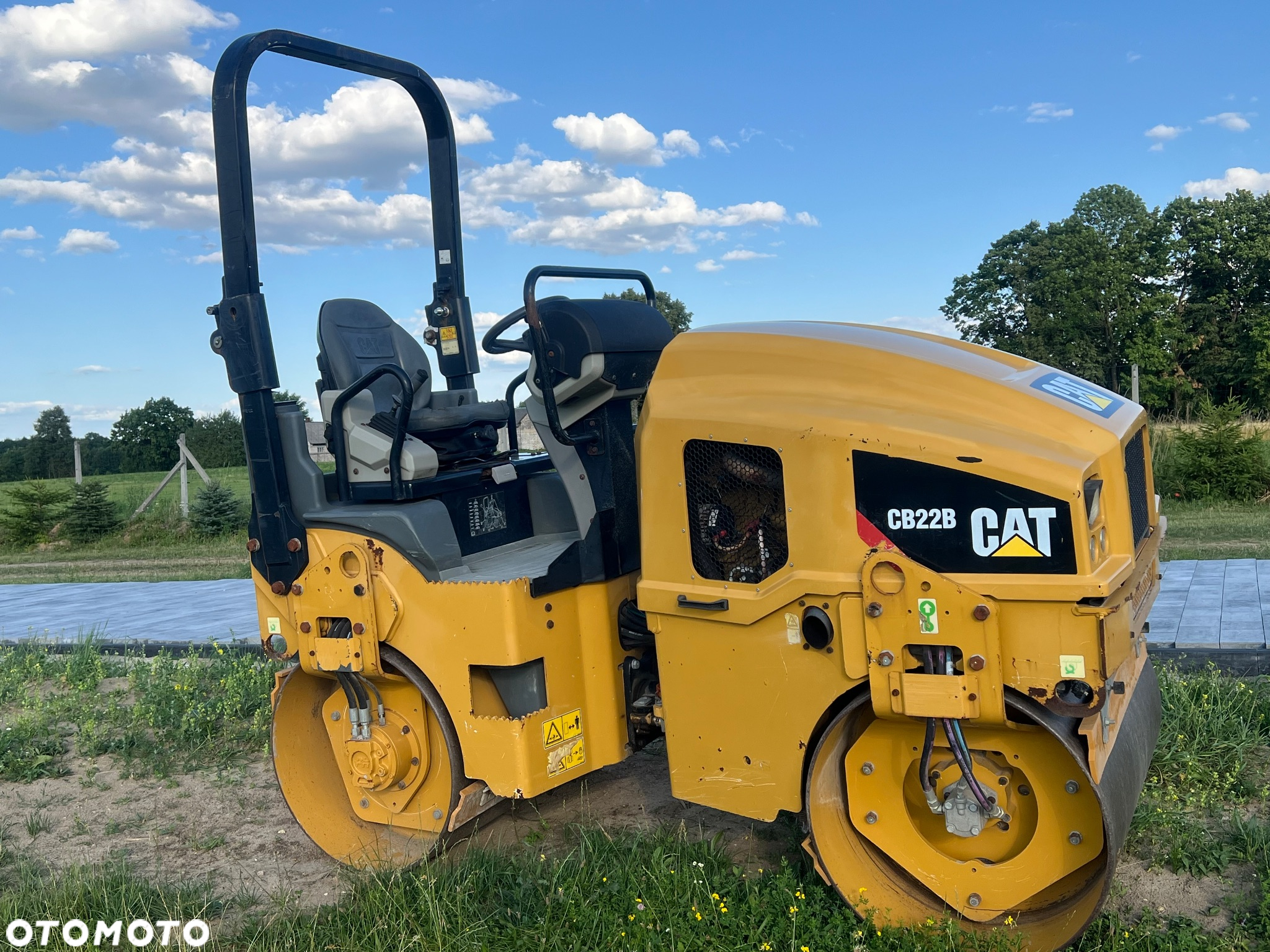 Caterpillar Walec drogowy CAT 100cm CB22B 2017r  zagęszczarka Catepillar CB 22 B Szer 100 cm Wibracja na oba bębny Zbiorniki na wodę Bomag  2,5 tony 24KW - 4