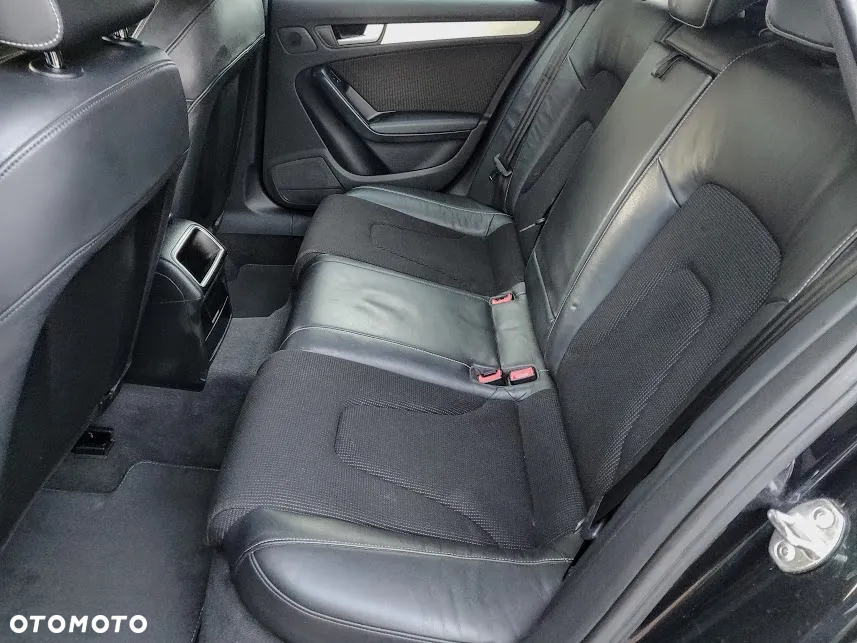 Audi A4 Avant 2.0 TDI e DPF S line Sportpaket - 16