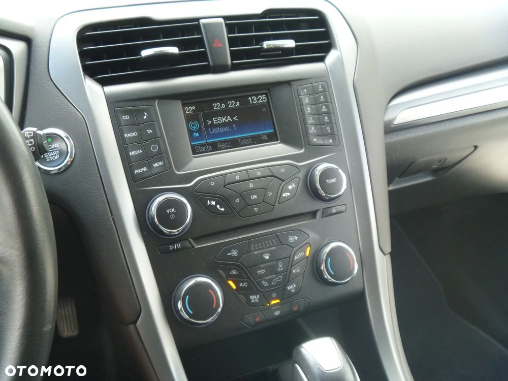Ford Mondeo 2.0 TDCi Titanium PowerShift - 19