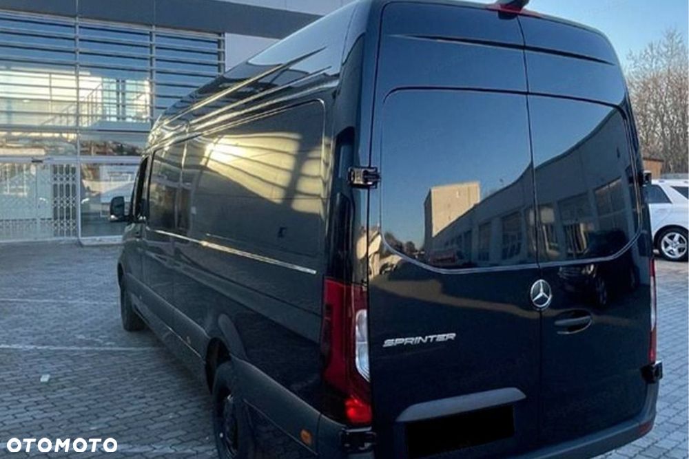 Mercedes-Benz Sprinter 317 CDI Długi PRO 2.0 170KM - 8