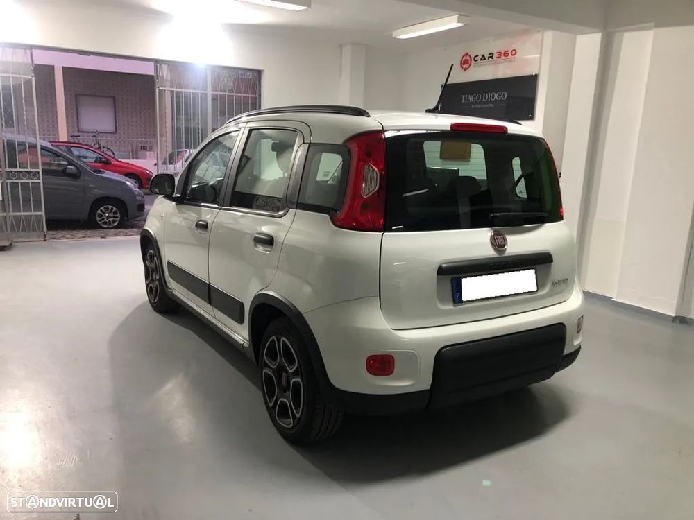 Fiat Panda 1.0 Hybrid City Life - 4