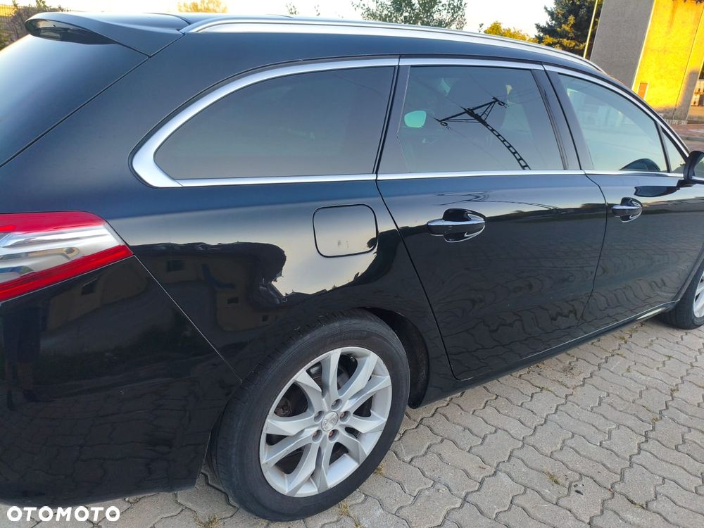 Peugeot 508 1.6 T Allure - 28