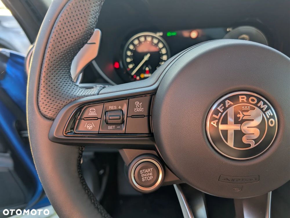 Alfa Romeo Giulia 2.0 Turbo Veloce Q4 - 12