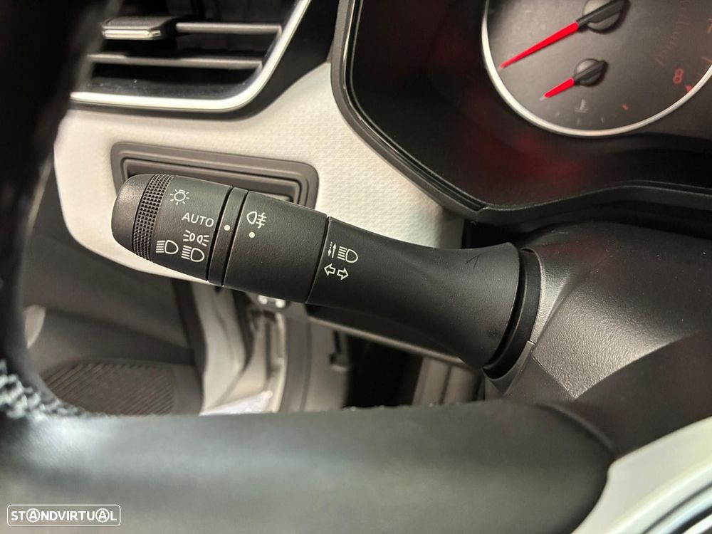 Renault Clio 1.0 TCe Evolution Bi-Fuel - 21