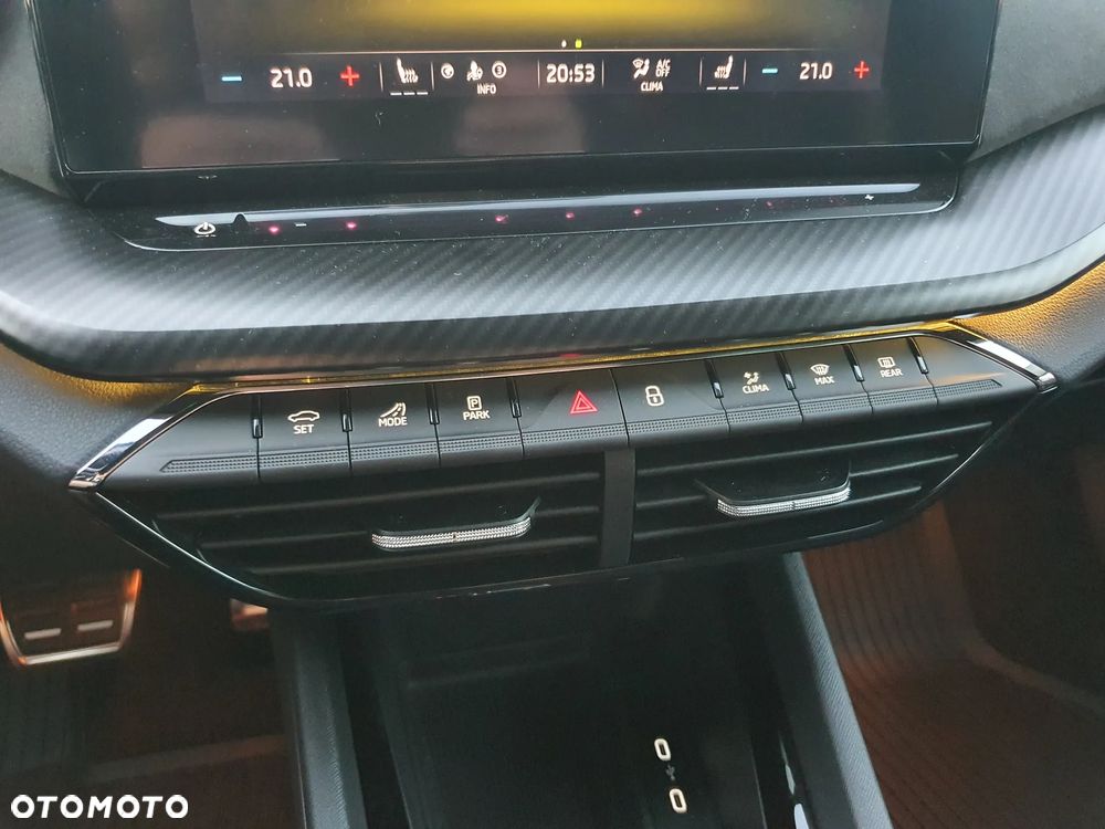 Skoda Octavia 2.0 TSI RS DSG - 26