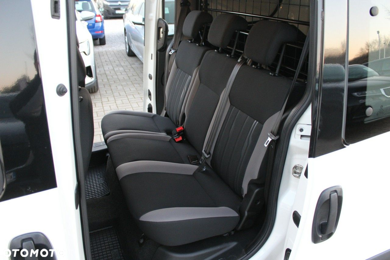 Fiat Doblo - 11