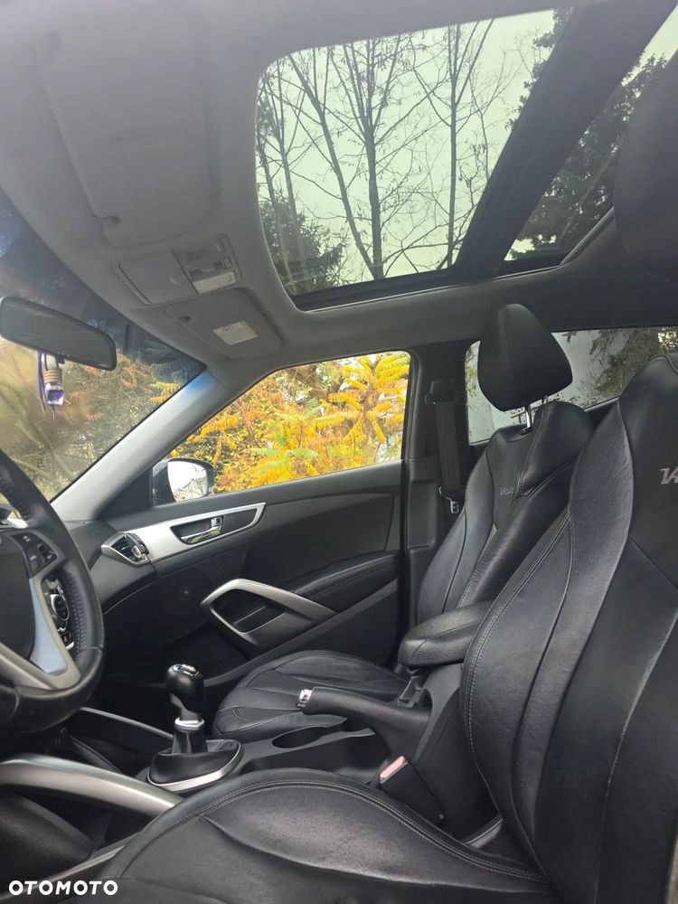 Hyundai Veloster 1.6 GDI Premium - 13
