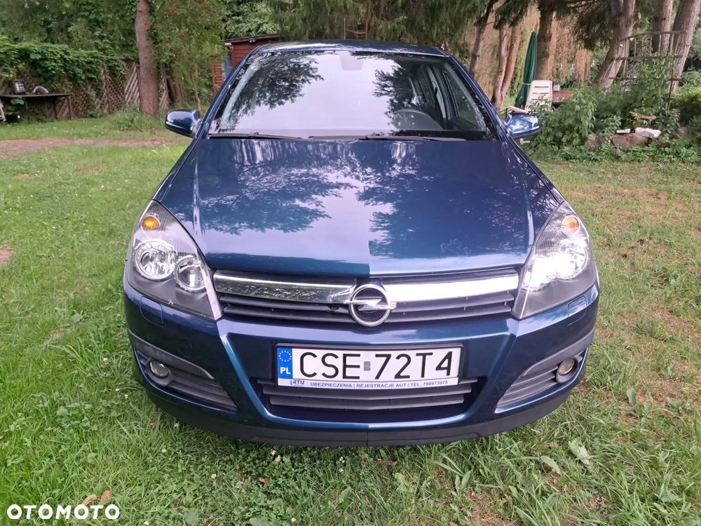 Opel Astra 1.6 Essentia - 2