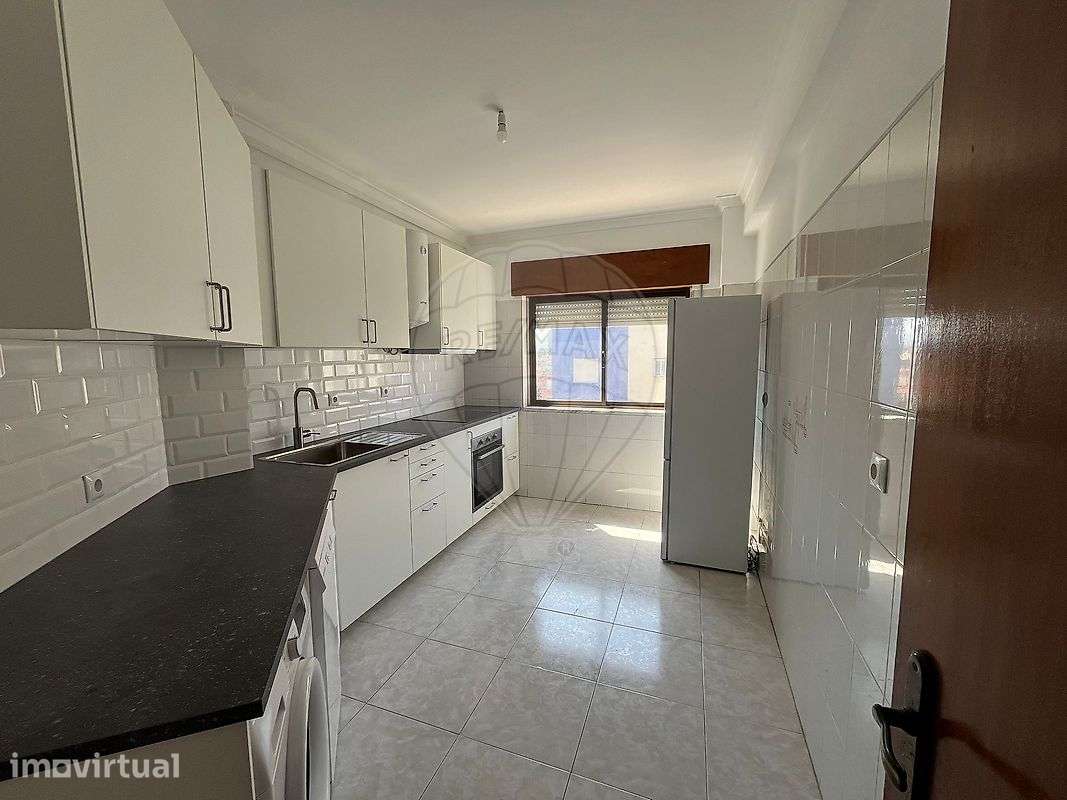 Apartamento T2 para arrendamento - Grande imagem: 5/9