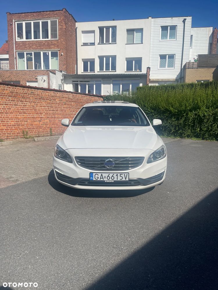 Volvo S60 T5 Drive-E Summum - 2
