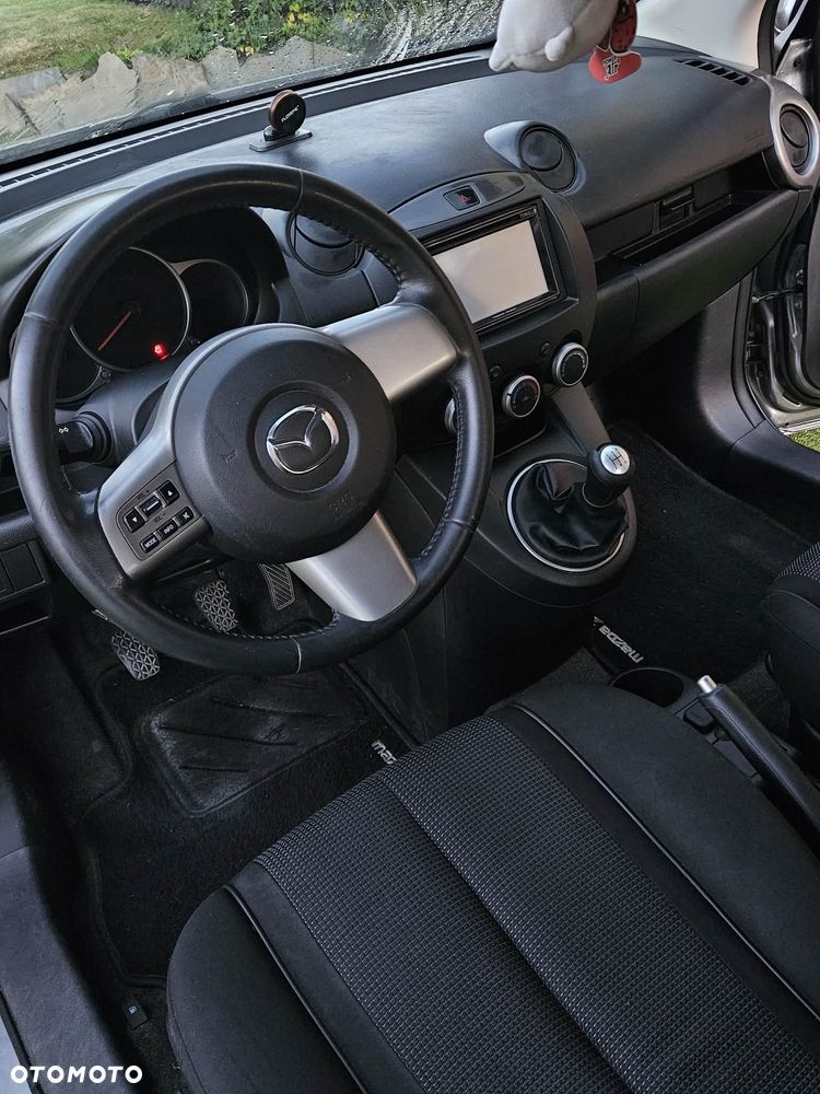 Mazda 2 1.3 Exclusive - 5