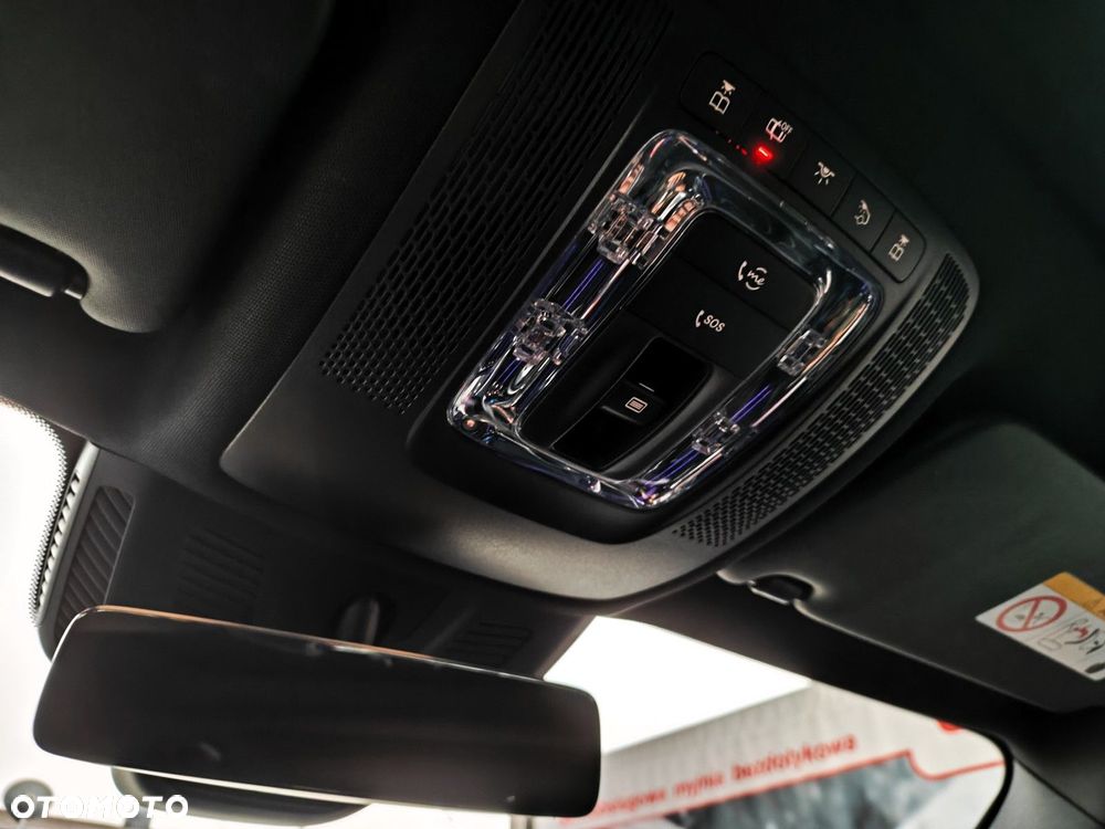 Mercedes-Benz GLB 220 d 4-Matic AMG Line 8G-DCT - 24