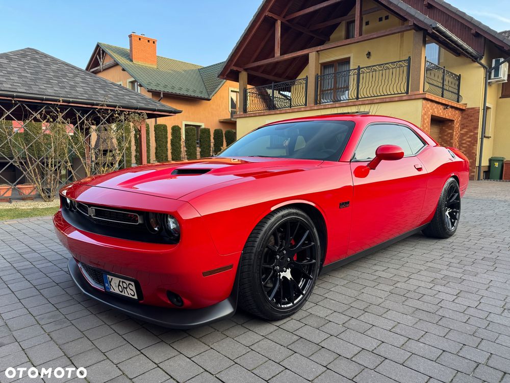 Dodge Challenger 5.7 R/T - 2
