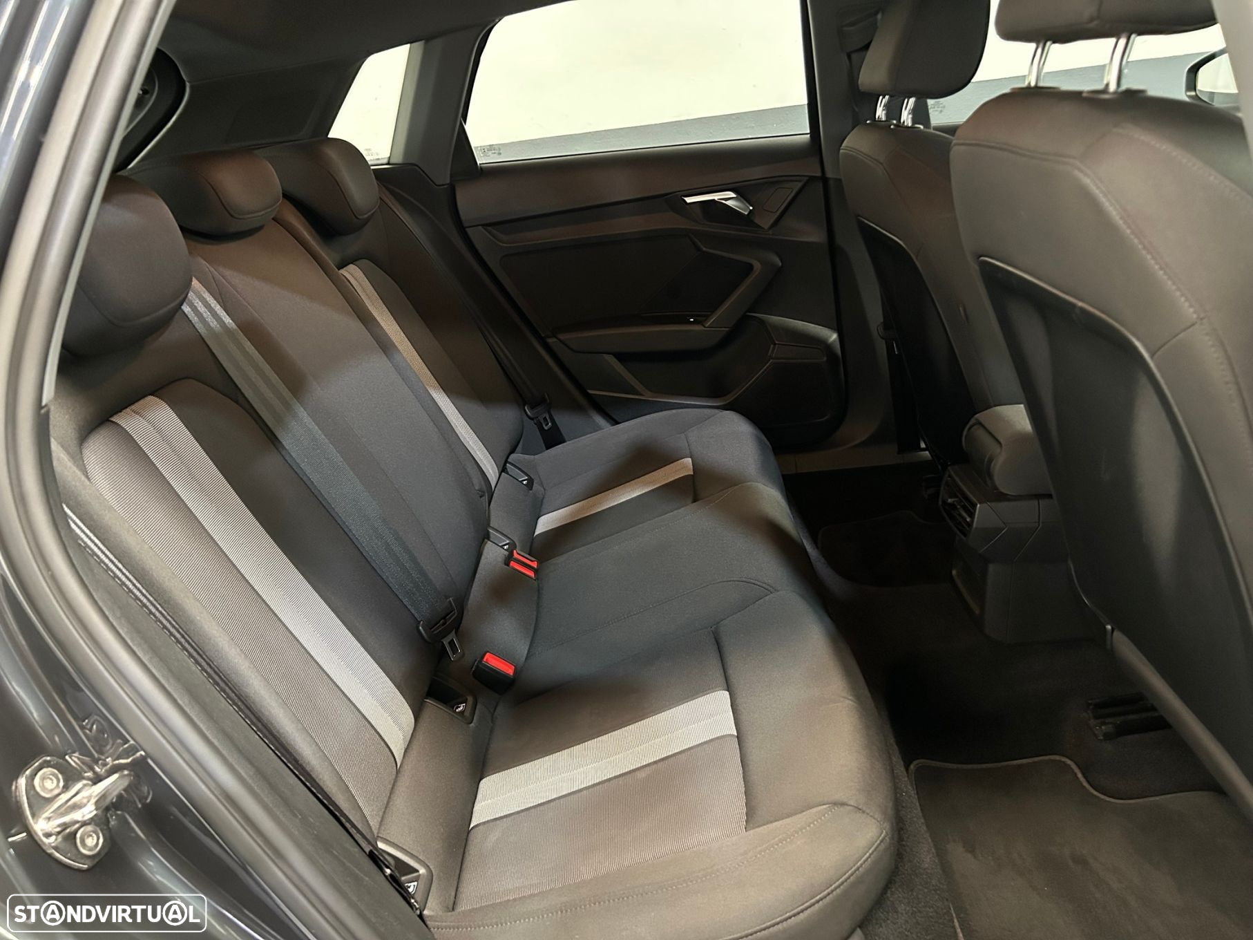 Audi A3 Sportback 30 TFSI Advanced - 17