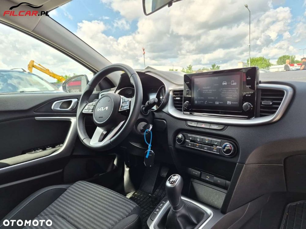 Kia XCeed - 15