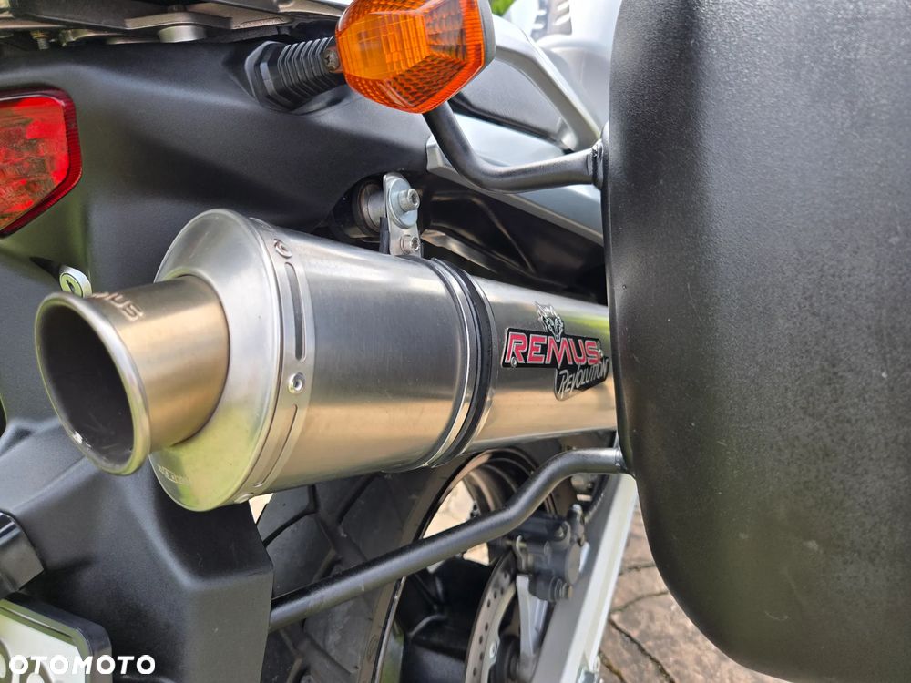 Suzuki V-STROM - 11