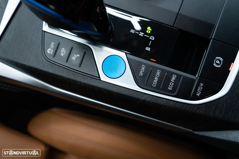 BMW i4 M50 Gran Coupe - 38