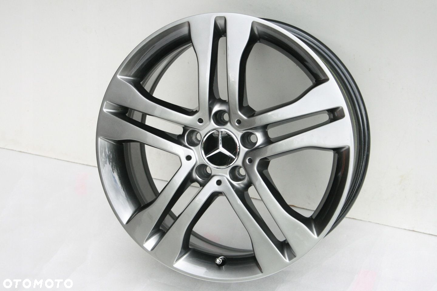 18 ORYGINALNE MERCEDES GLA X156 KOLOR CIEMNY CHROM - 6