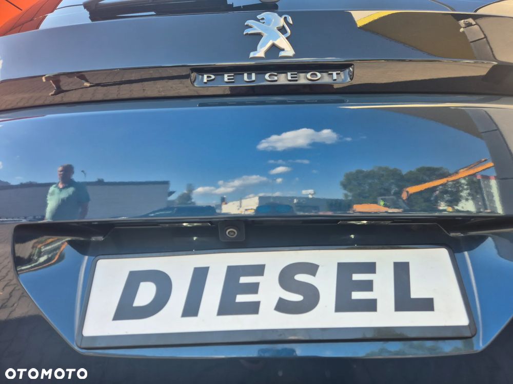Peugeot 5008 1.5 BlueHDi Active S&S EAT8 - 13