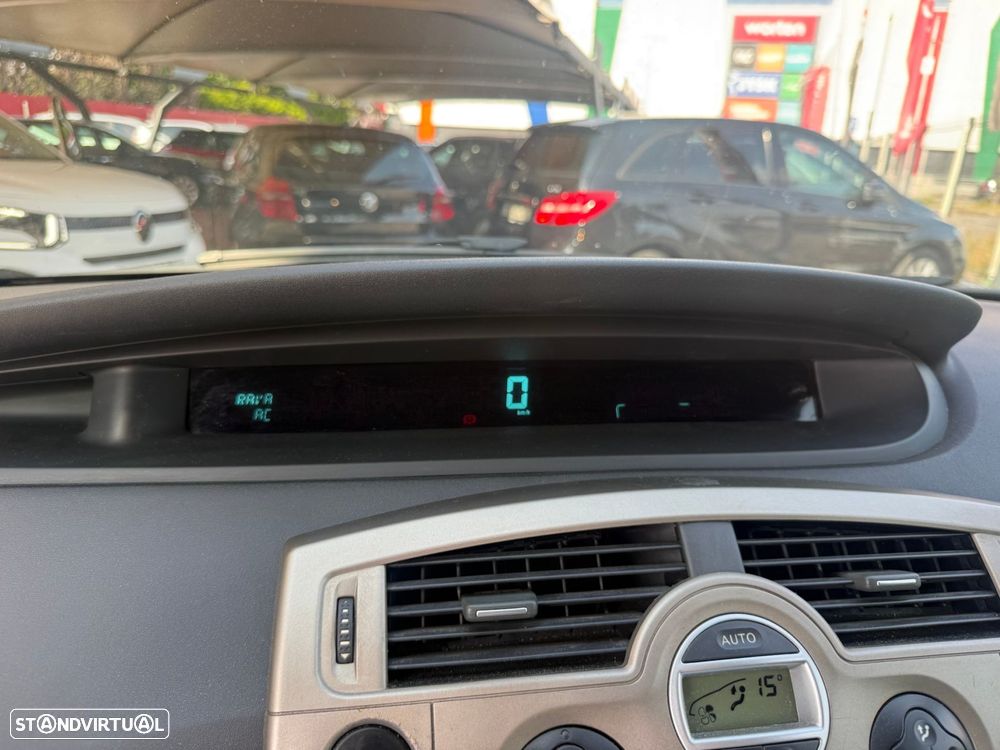 Renault Scénic 1.5 dCi Dynamique Luxe - 22
