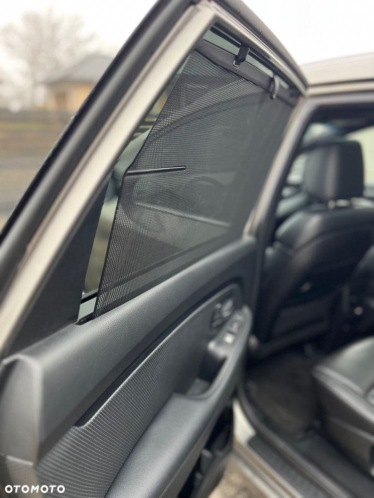 Kia Carens 1.7 CRDi XL 7os - 35