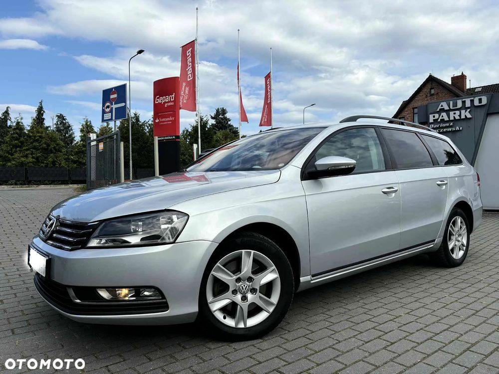 Volkswagen Passat 2.0 TDI Comfortline - 6
