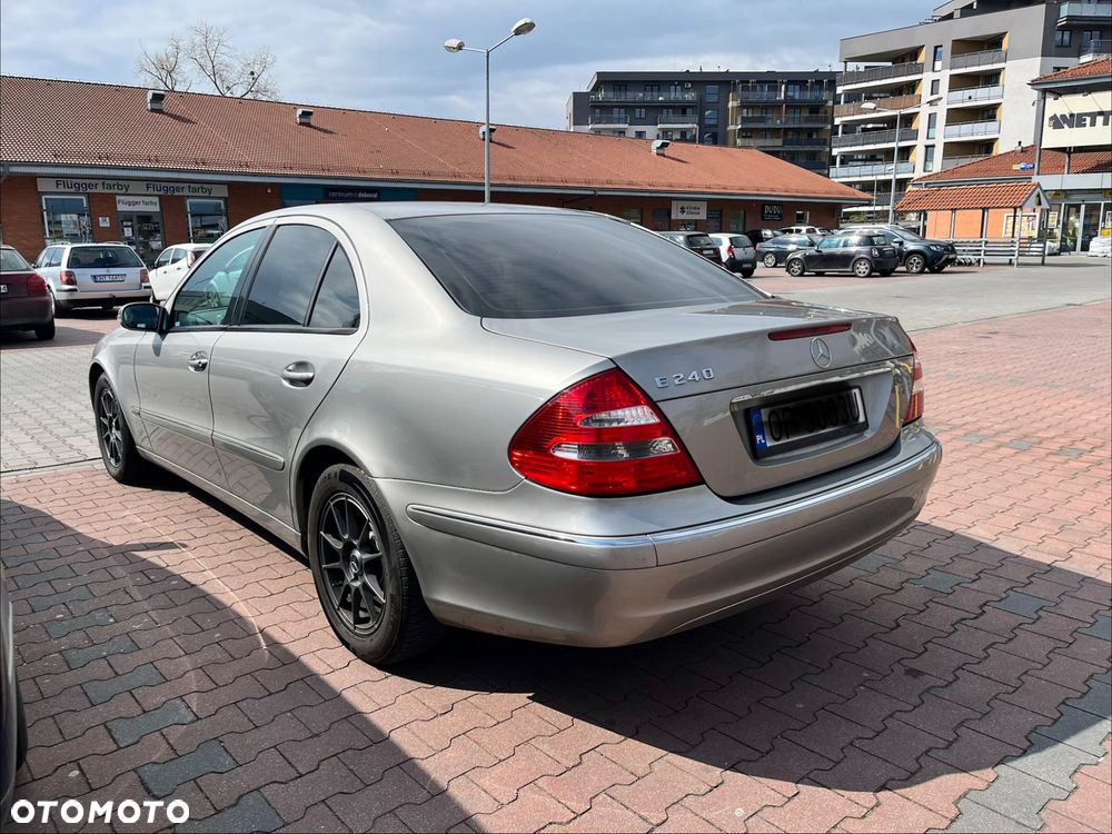 Mercedes-Benz Klasa E - 4