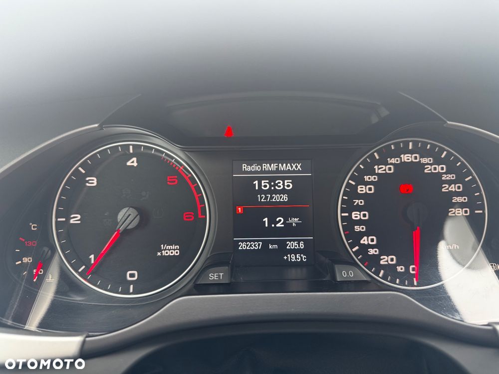 Audi A4 Limousine - 2