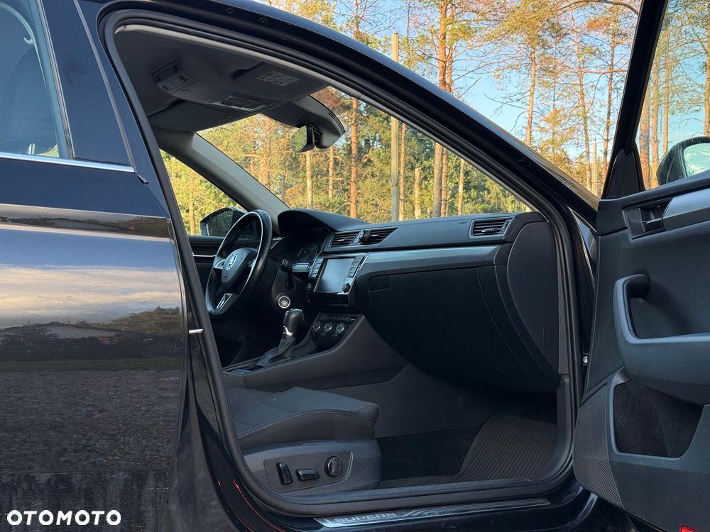 Skoda Superb 2.0 TSI 4x4 Ambition DSG - 9