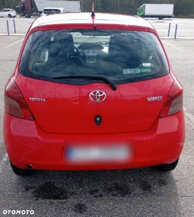 Toyota Yaris - 3