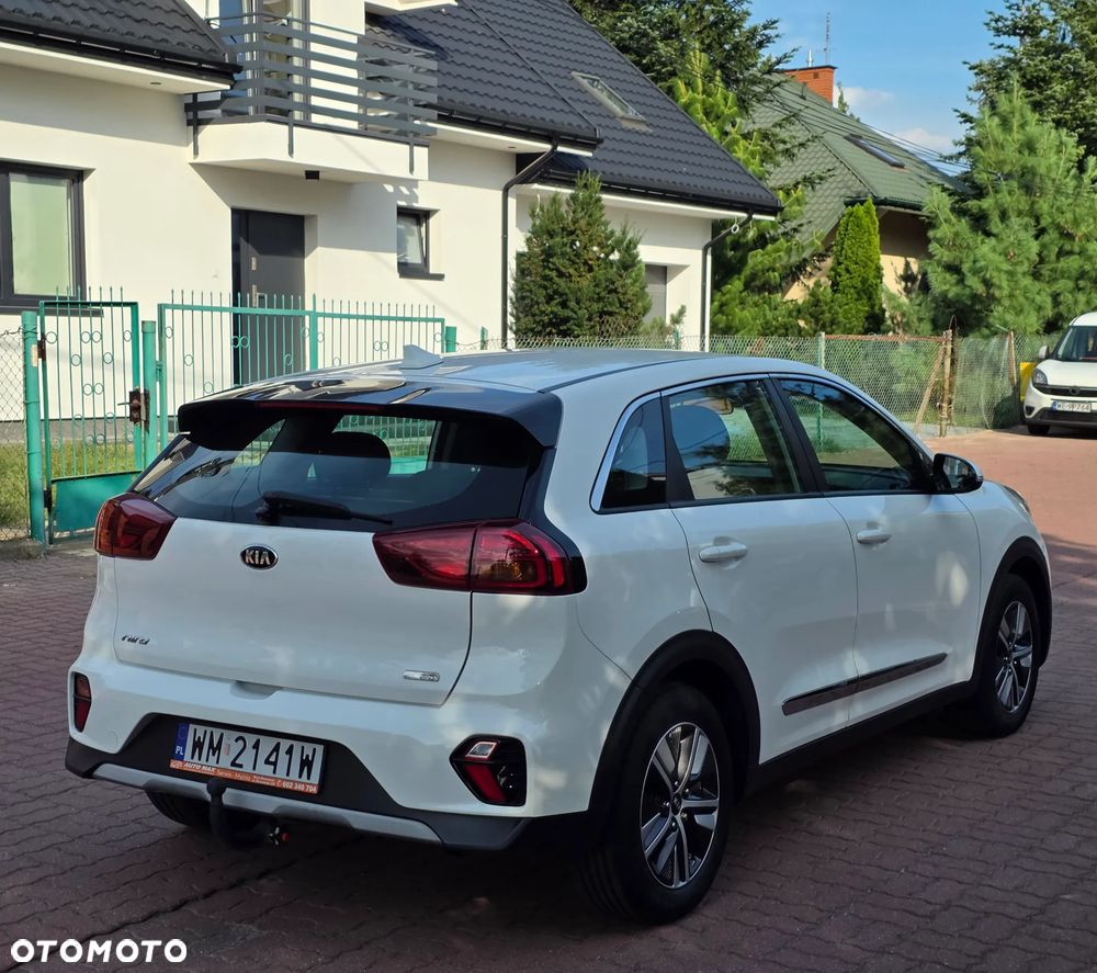 Kia Niro 1.6 GDI Plug-in Hybrid M - 16