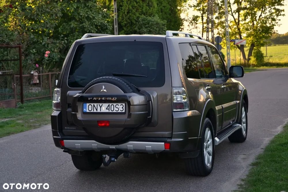 Mitsubishi Pajero 3.2 DID Elegance - 7