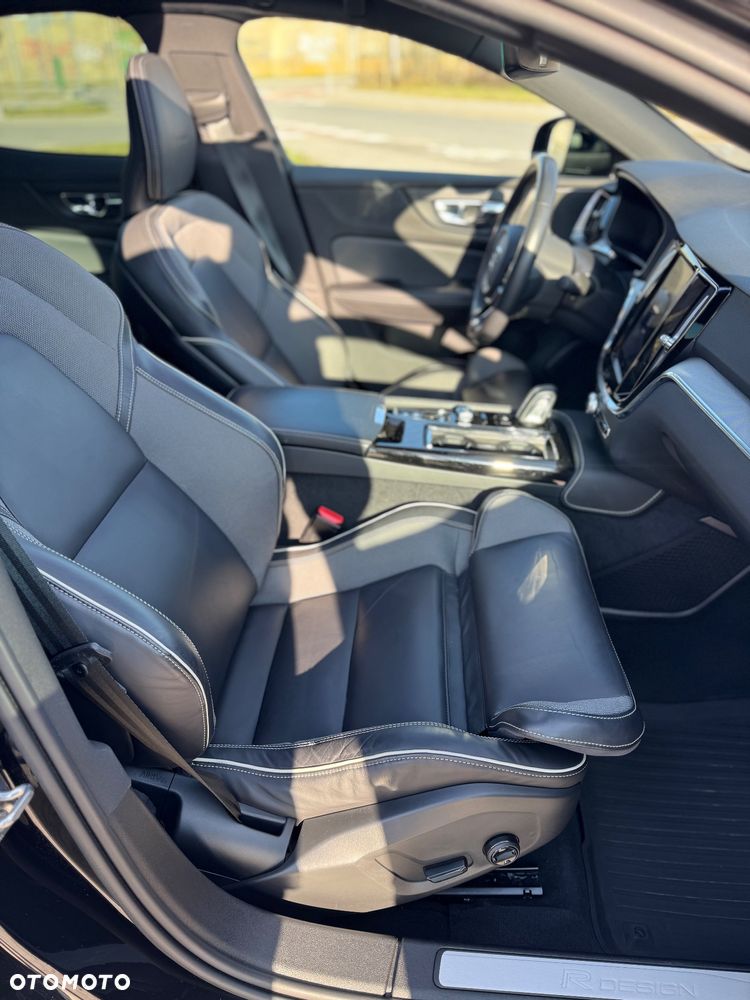 Volvo S60 T8 Twin Engine AWD Geartronic RDesign - 14