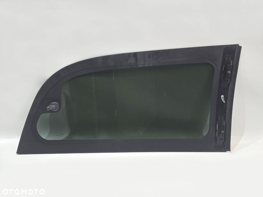 szyba karoseryjna uchylna tył lewy chrysler voyager town & country 08r - 2
