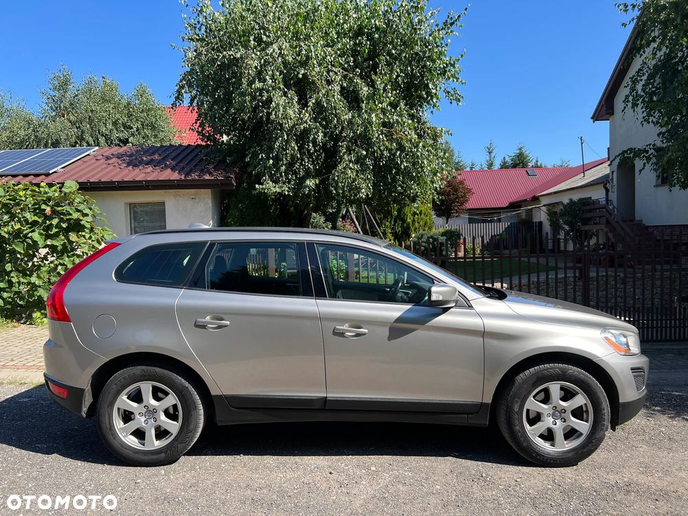 Volvo XC 60 - 2