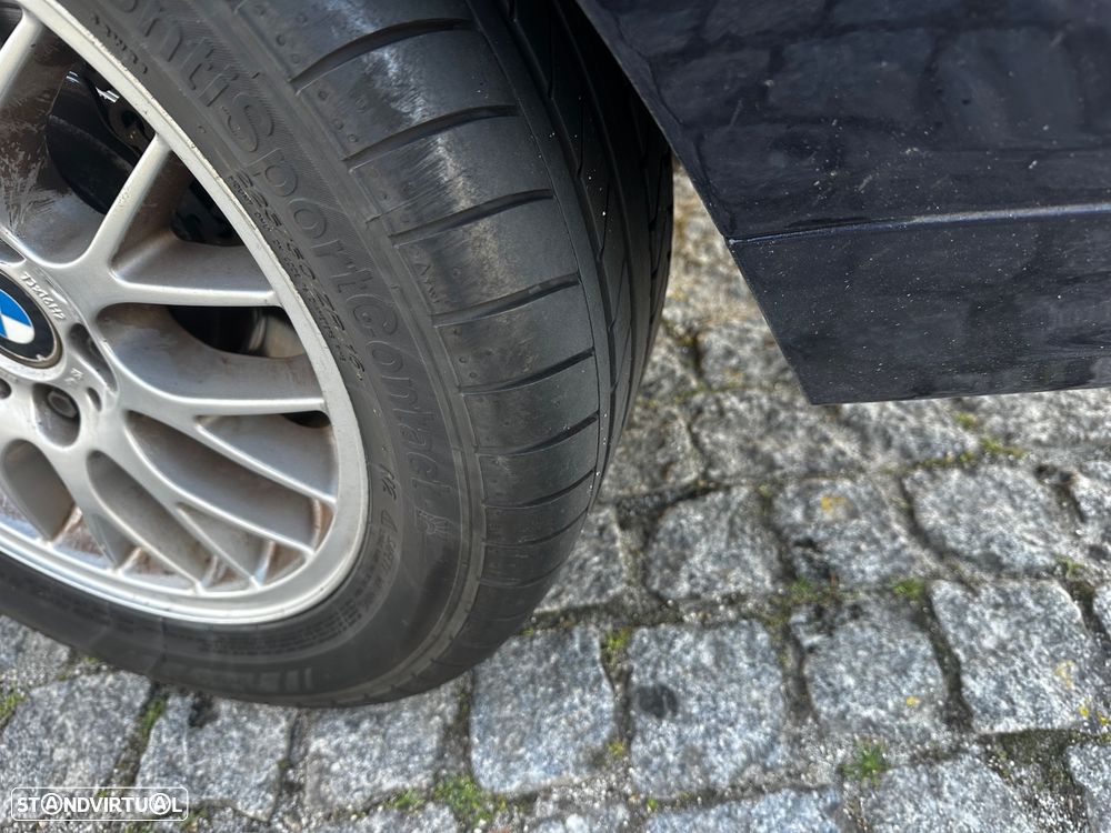 BMW 320 d Touring - 10