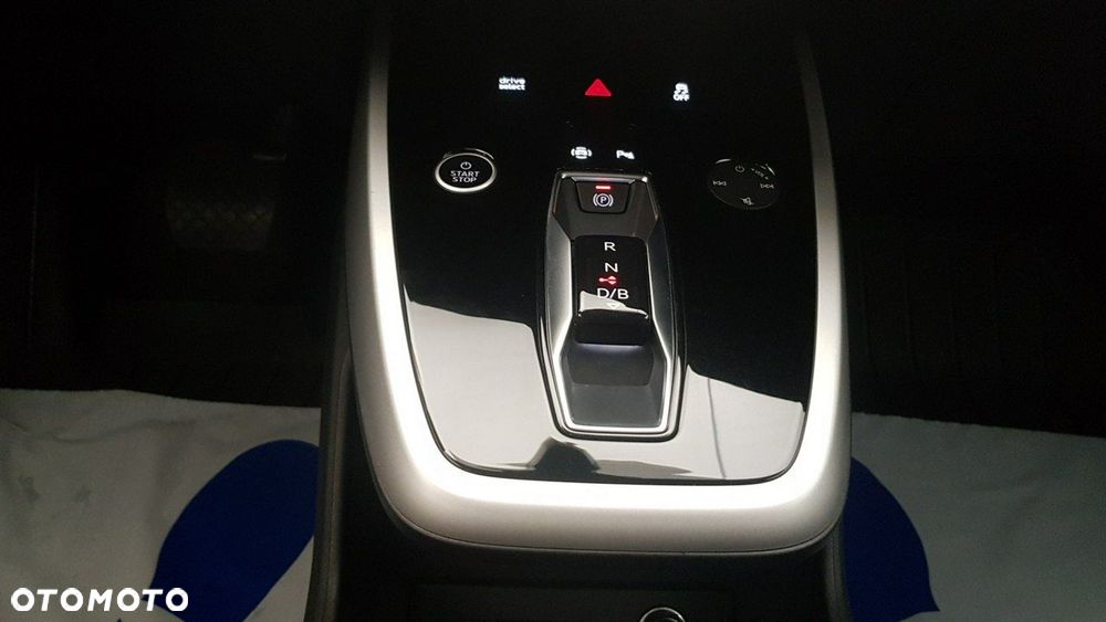 Audi Q4 e-tron - 25