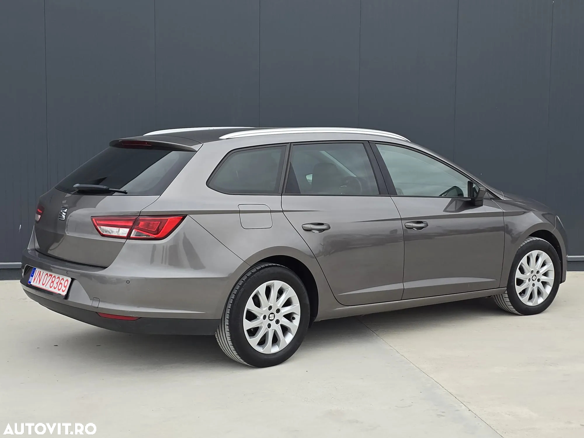 Seat Leon 1.6 TDI Start&Stop Ecomotive Style - 3
