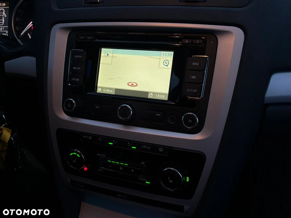 Skoda Octavia Combi 1.4 TSI Ambiente Green tec - 16