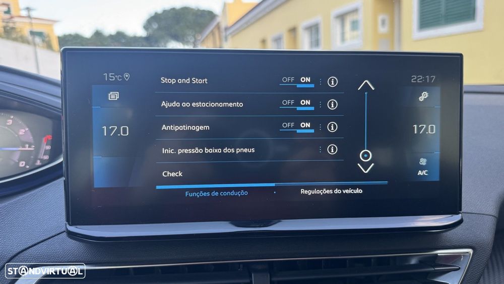 Peugeot 5008 1.2 PureTech Allure Pack EAT8 - 17